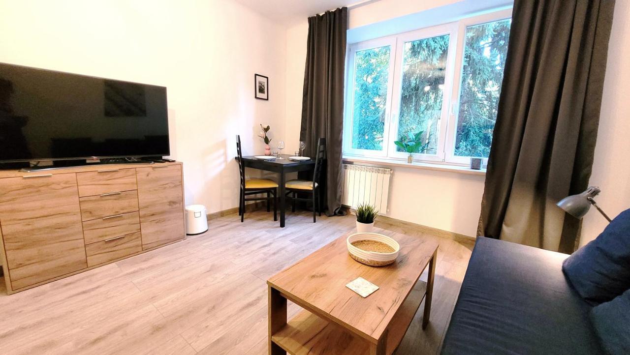 Great Life - Apartment Next To Metro Station Варшава Экстерьер фото